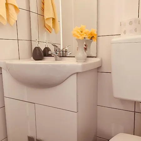Studio Giovanni Apartment *